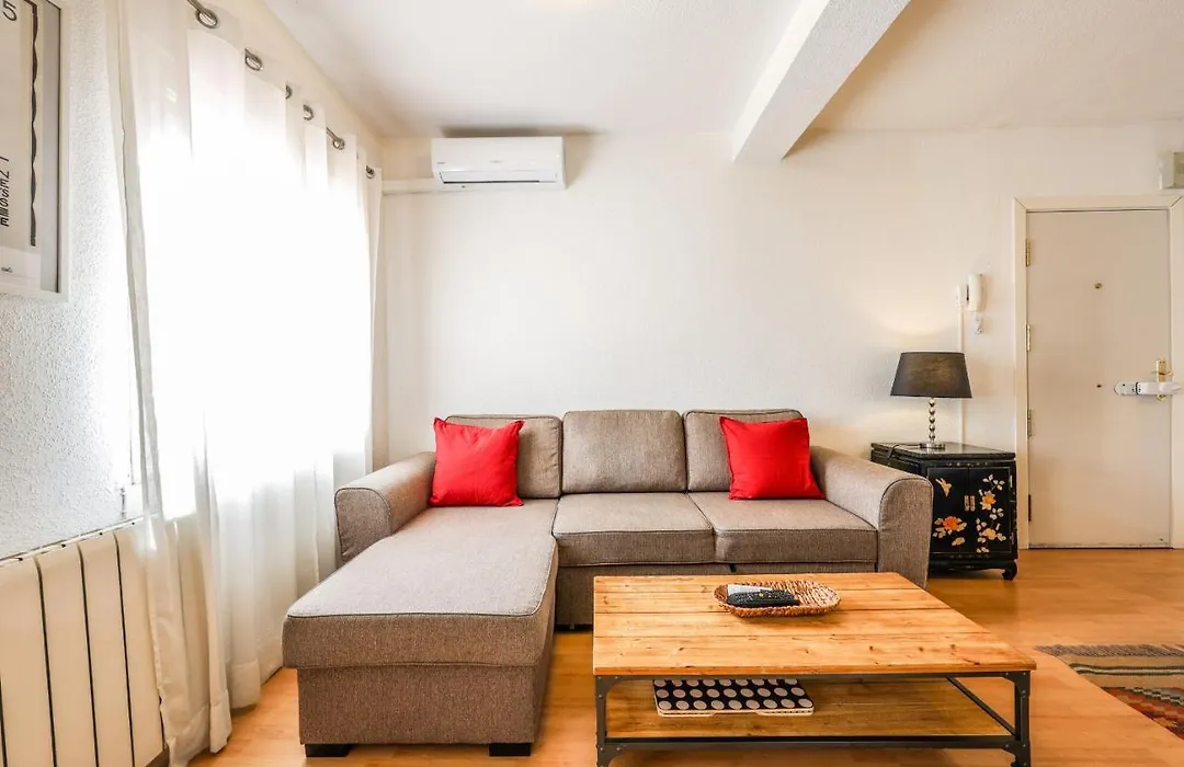 apartamento en plaza de ventas ALQUILER TEMPORAL-1